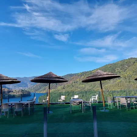פארק נופש Dobau Casas *