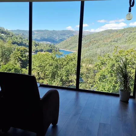 Dobau Casas * Vieira do Minho