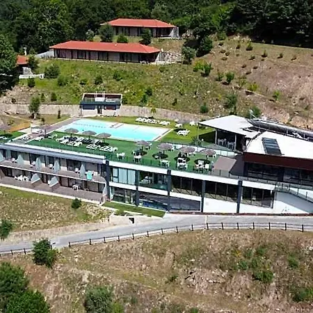 Dobau Casas Feriepark Vieira do Minho